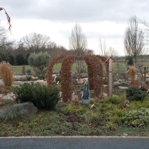 Auf dem Parkfriedhof in Sieglar ist ein grosser Bestattungsgarten entstanden.